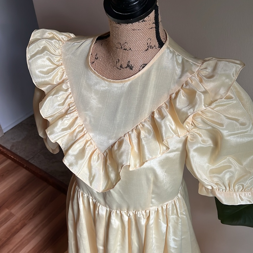 Batsheva Yellow Satin Ruffled Puff-Sleeve Dress - Picture 10 of 16